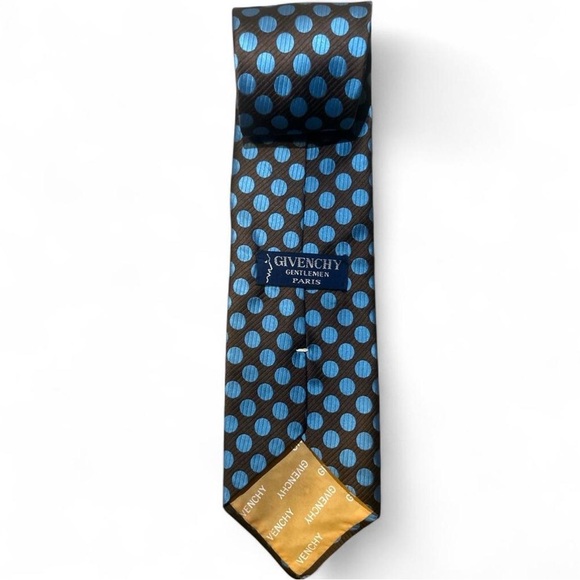 🔥 Givenchy Tie 🔥 - Picture 2 of 6